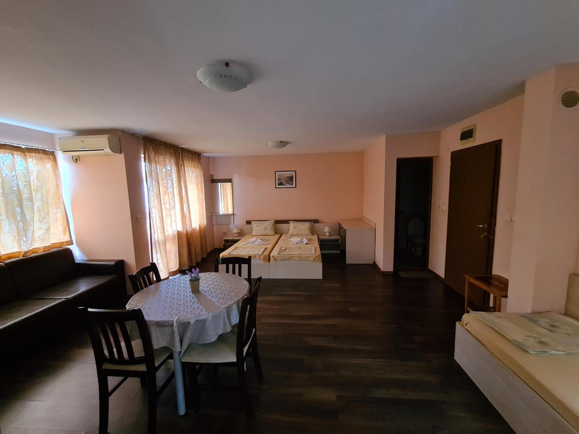 Къща За Гости Яневи ラヴダ 部屋 写真